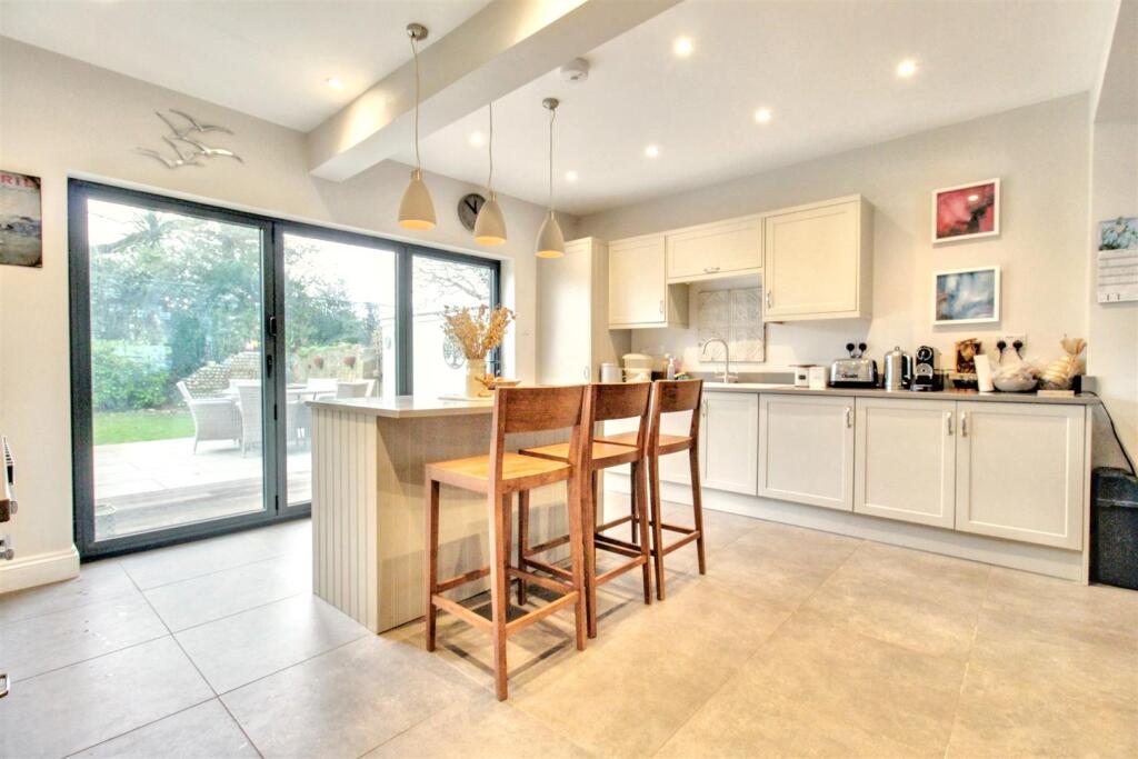 Additional image 32 of Madeira Avenue, Worthing