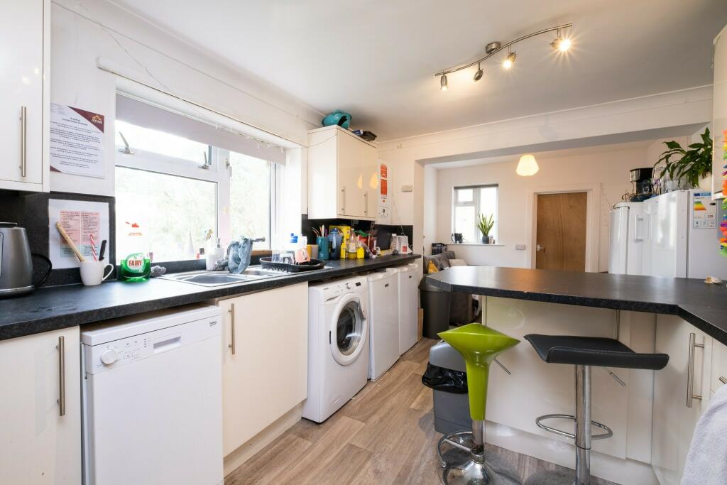 Additional image 12 of Large student house Stewart Road