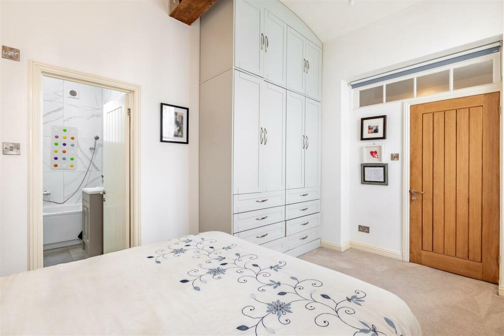 Additional image 10 of Adelaide Crescent, Hove