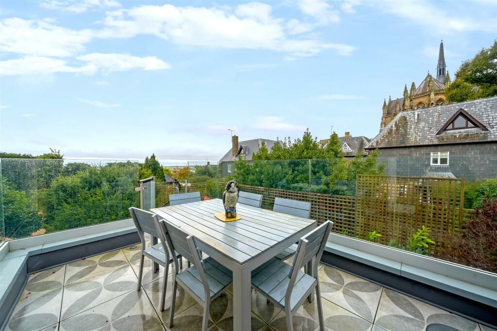 Additional image 3 of London Road, Arundel