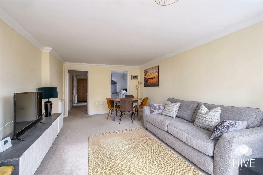 Additional image 8 of West Cliff Gardens, West Cliff, Bournemouth