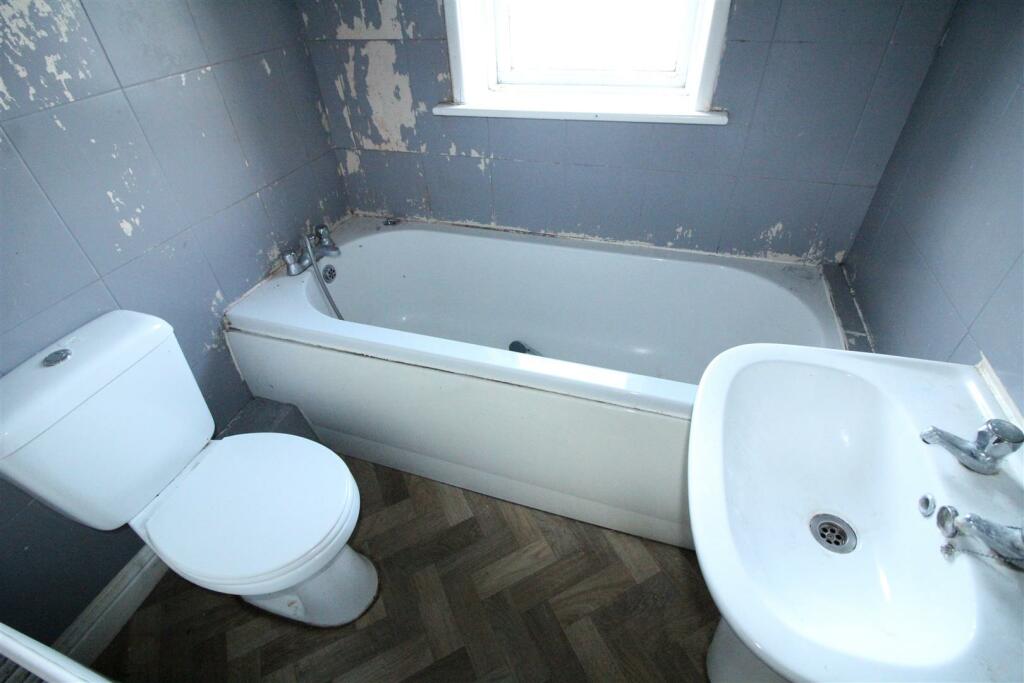 Additional image 7 of Carr House Gate, Wyke, Bradford