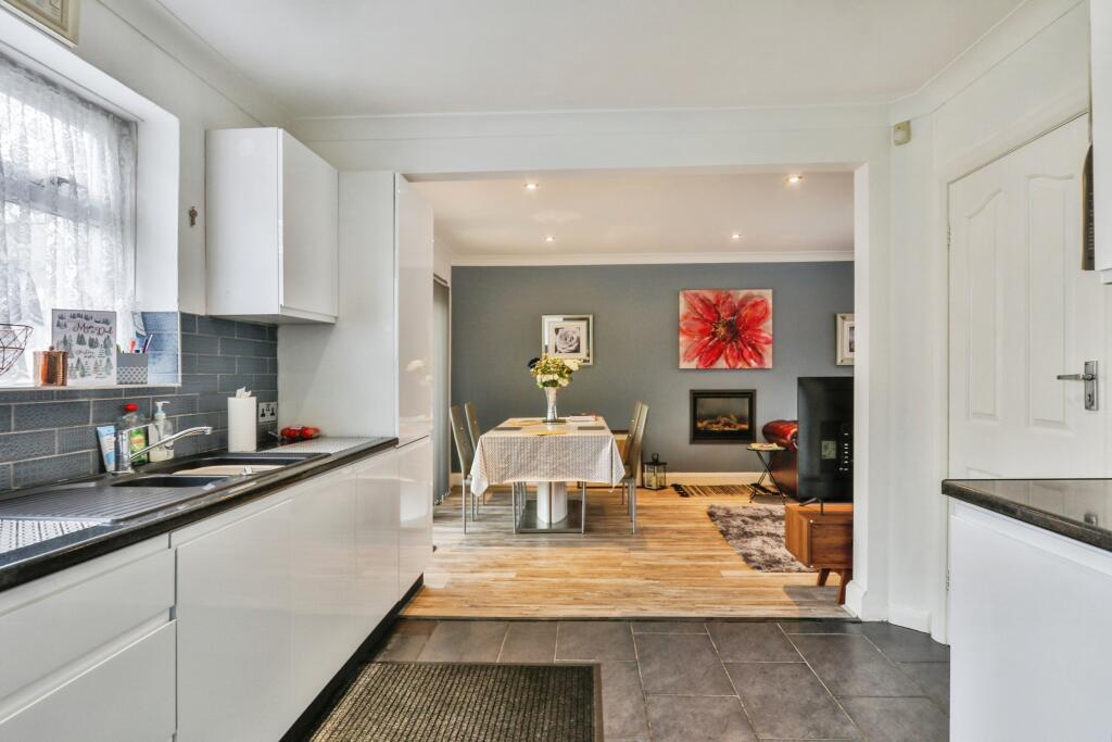 Additional image 5 of Queens Park Avenue, QUEENS PARK, Bournemouth, Dorset, BH8