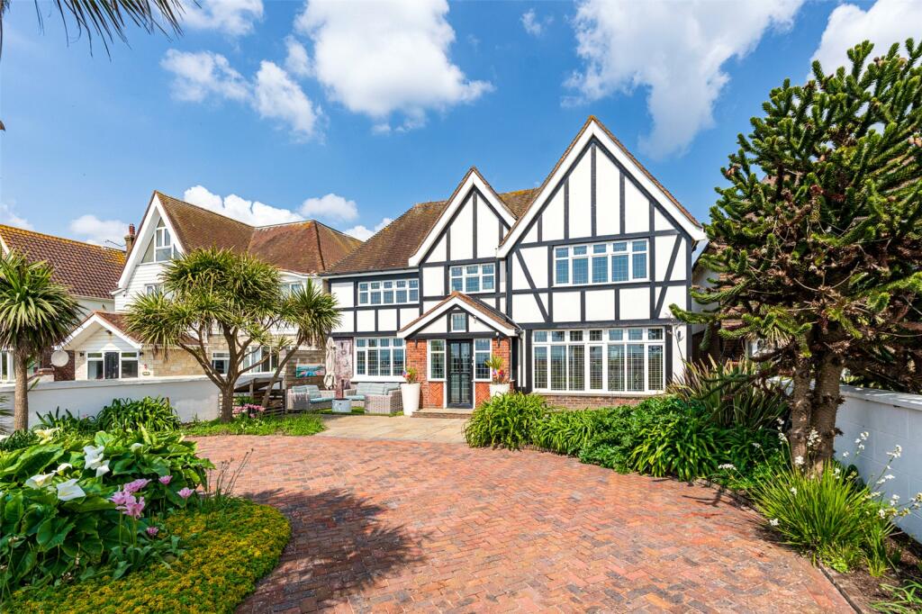 West Parade, Worthing, West Sussex, BN11