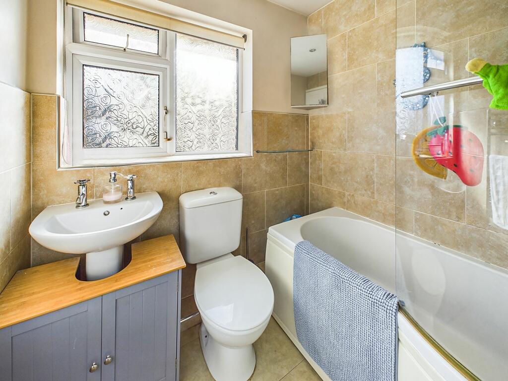 Additional image 24 of Kennet Close, Westhoughton, BL5