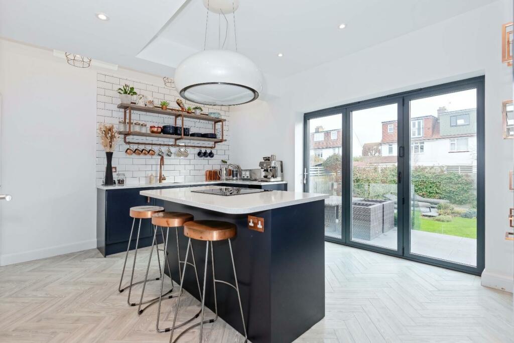 Additional image 3 of Derek Avenue, Hove