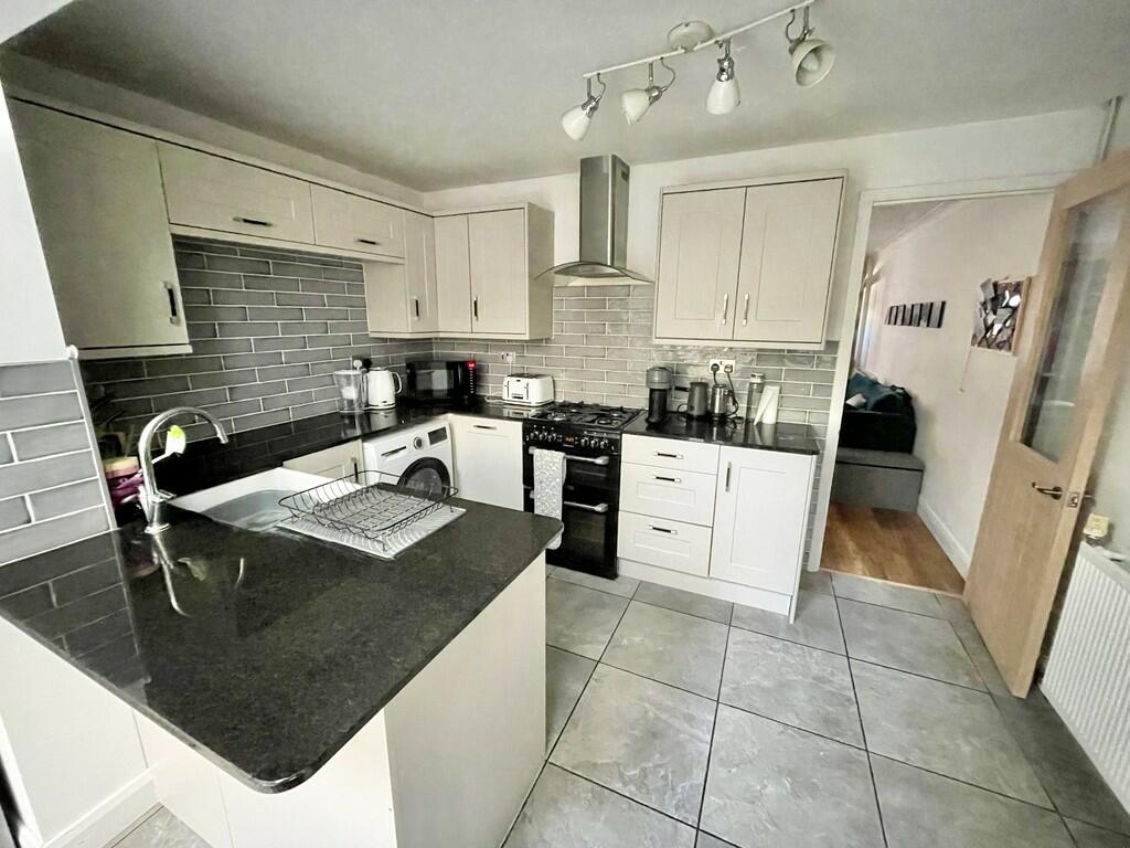 Additional image 9 of Larch Close, Creekmoor