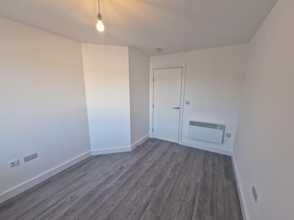 Additional image 8 of Bingley Rd, Bradford, West Yorkshire, BD9