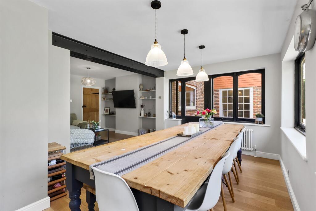 Additional image 4 of London Road, Hailsham