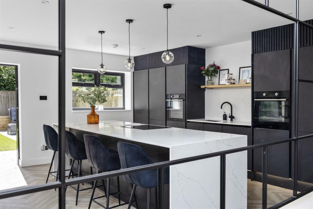 Additional image 31 of Aldsworth Avenue, Goring-By-Sea, Worthing