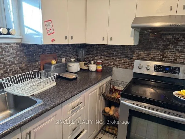 Additional image 13 of 26 Sixteenth St