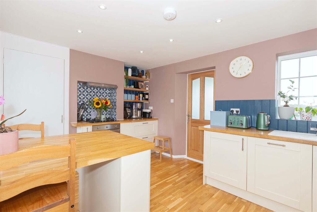 Additional image 8 of Nelson Row, Arundel