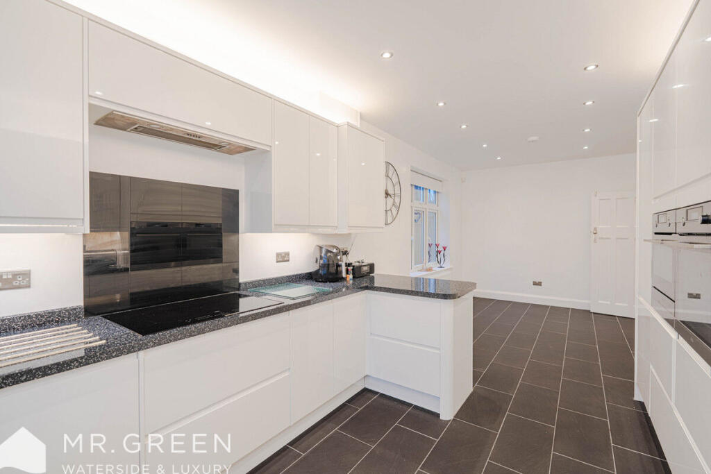 Additional image 13 of Carbery Avenue, Southbourne, Bournemouth, BH6 3LH