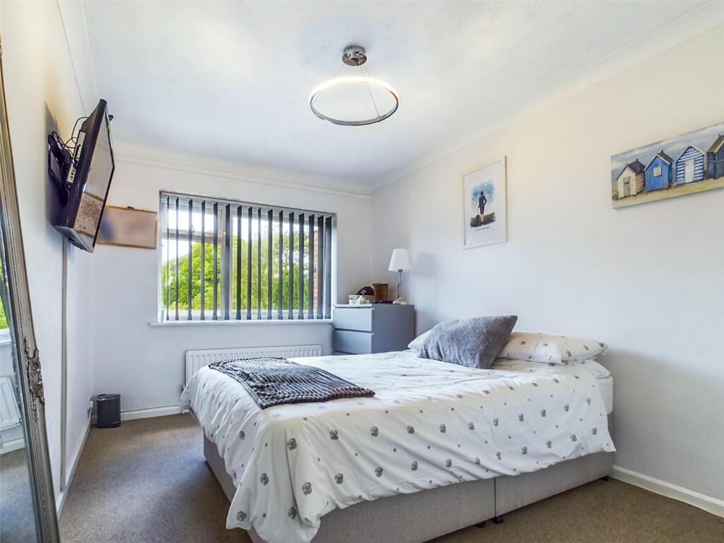 Additional image 9 of Kingsbere Gardens, 10 Haslemere Avenue, Highcliffe, Dorset, BH23