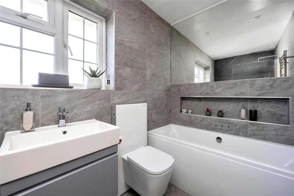 Additional image 7 of Ruston Park, Rustington, Littlehampton, West Sussex, BN16