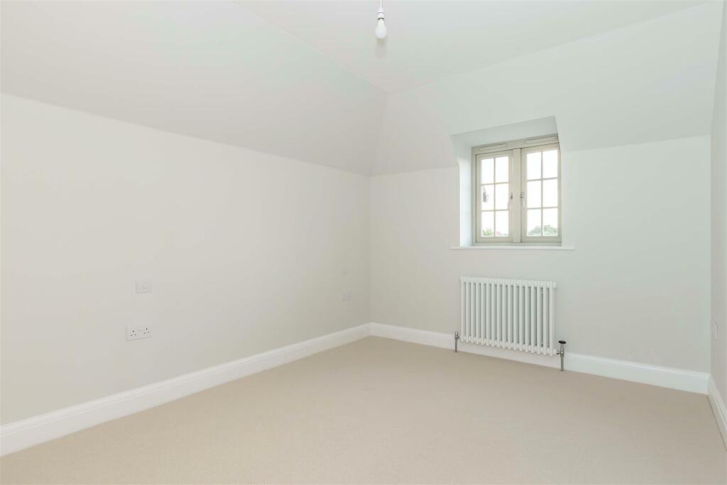 Additional image 16 of East Avenue, Goring-By-Sea, BN12 4DD