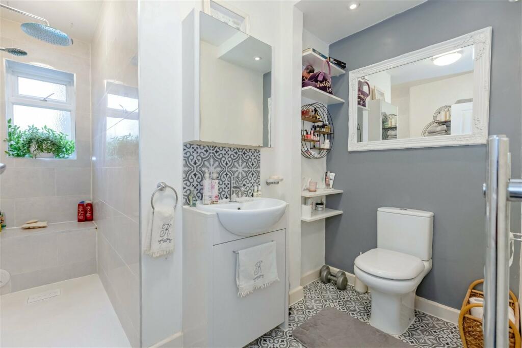 Additional image 10 of Marine Crescent, Goring-by-Sea, Worthing, West Sussex, BN12