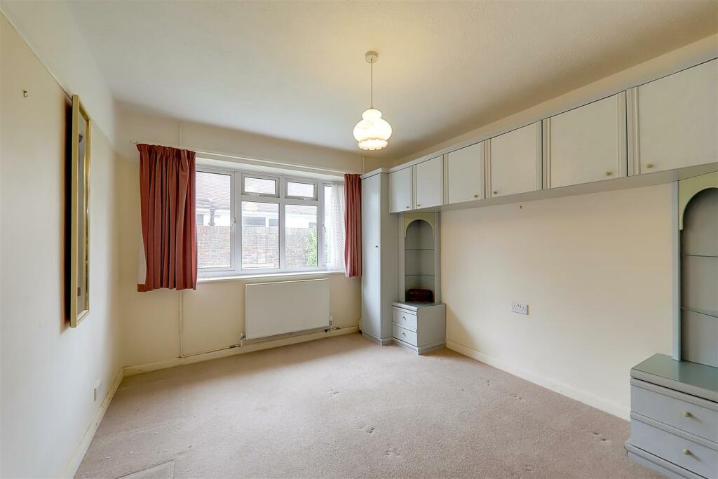 Additional image 7 of Alinora Crescent, Goring-By-Sea, Worthing