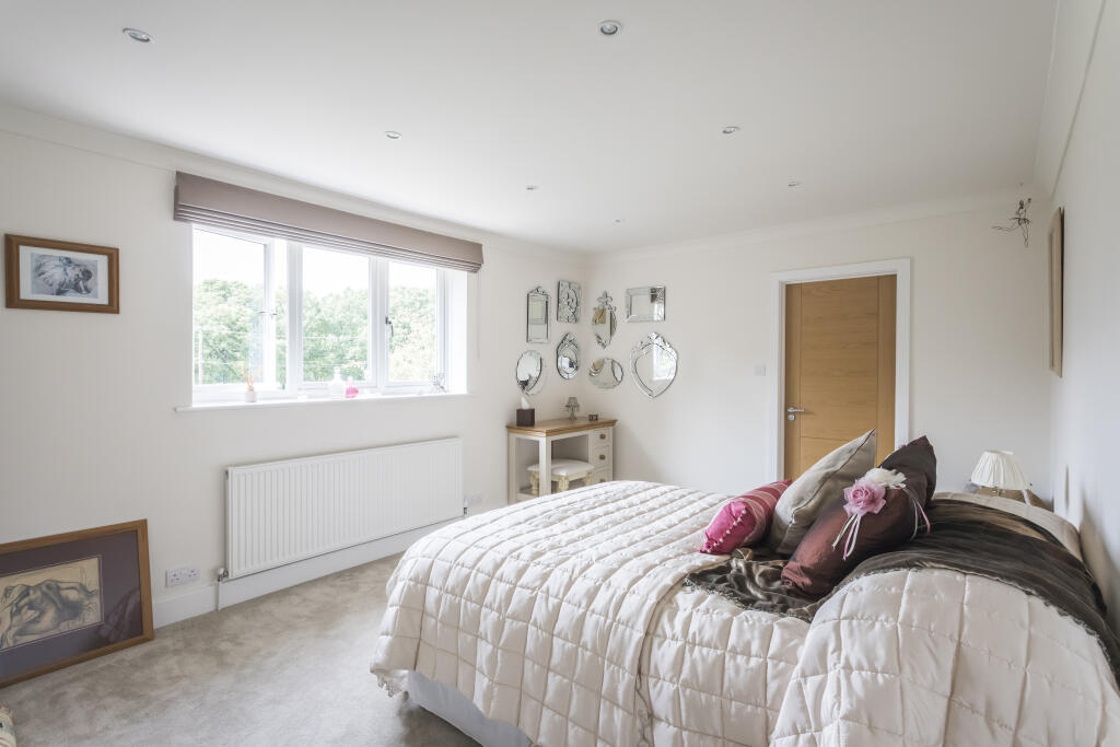 Additional image 10 of Forest Lane, RINGWOOD, BH24