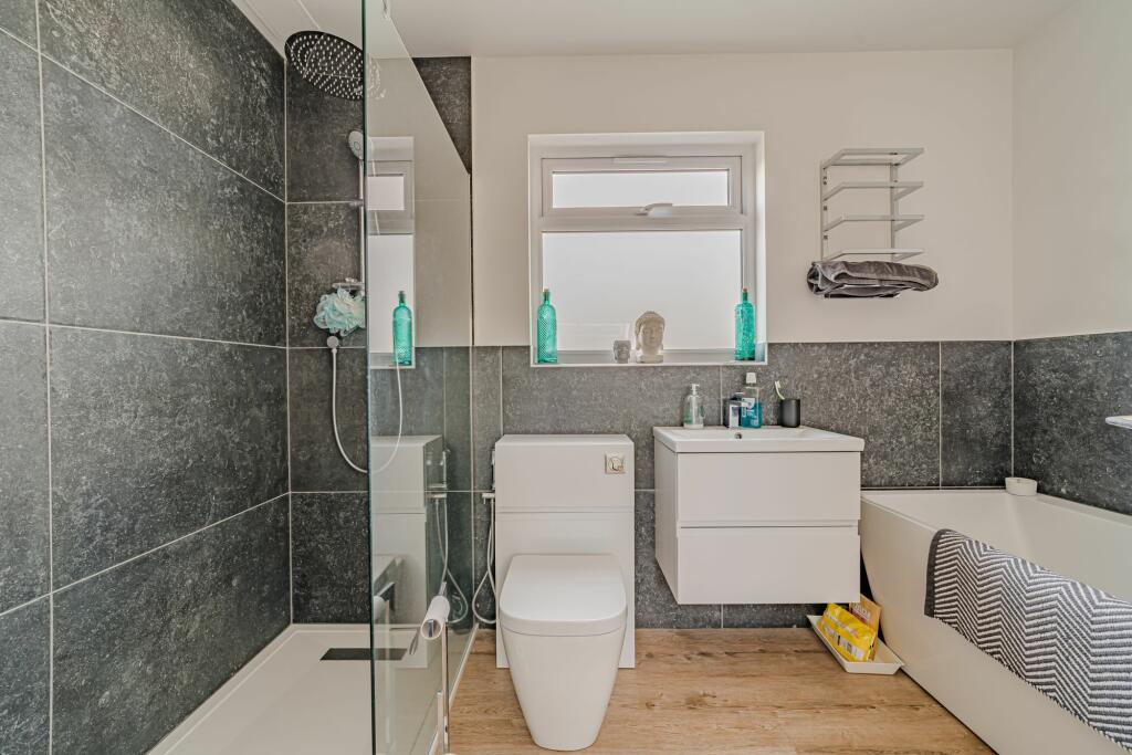 Additional image 29 of Burford Close, Christchurch, BH23