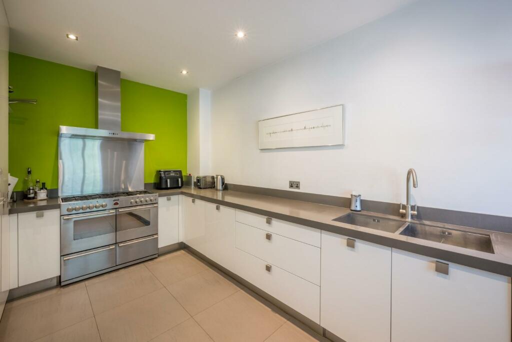 Additional image 15 of Woodland Drive, Hove