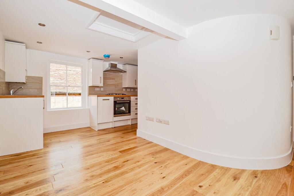 Additional image 4 of 10 West Street (incorporating 1B & 1C Mill Lane), Wareham, BH20 4JW