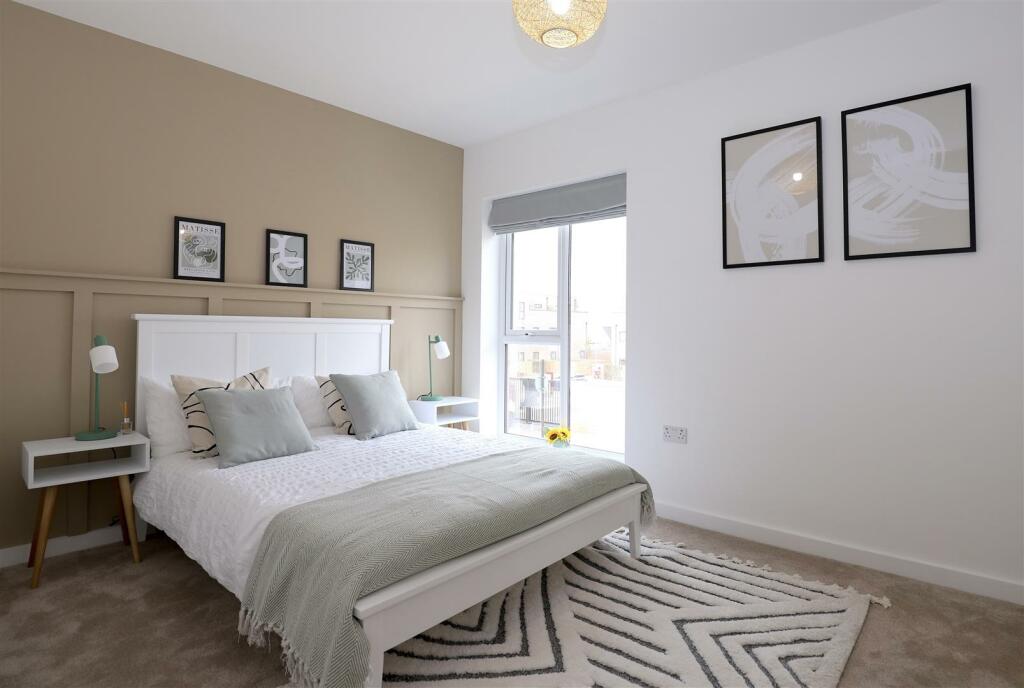 Additional image 5 of Neighbourhood, Bolton, BL1