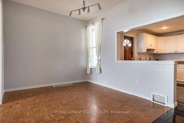 Additional image 4 of 136 Dundurn St