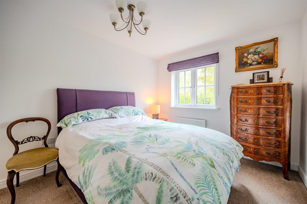 Additional image 16 of Highgrove Crescent, Polegate