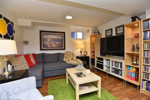 Additional image 35 of 6 Park Row