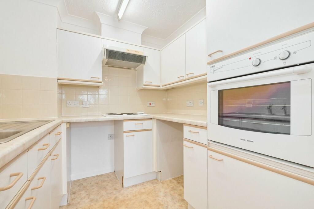 Additional image 4 of Bellbanks Road, Hailsham, BN27