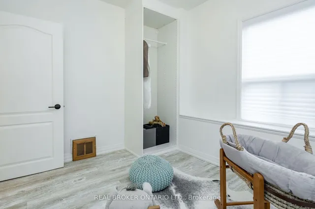 Additional image 13 of 905 & 907 Glencairn Ave