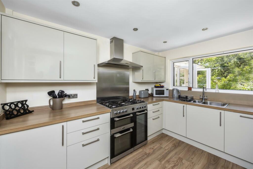 Additional image 10 of Fairlie Gardens, Surrenden, Brighton