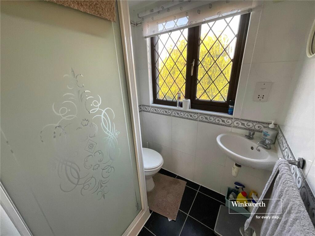 Additional image 17 of Marine Drive East, Barton on Sea, New Milton, Hampshire, BH25