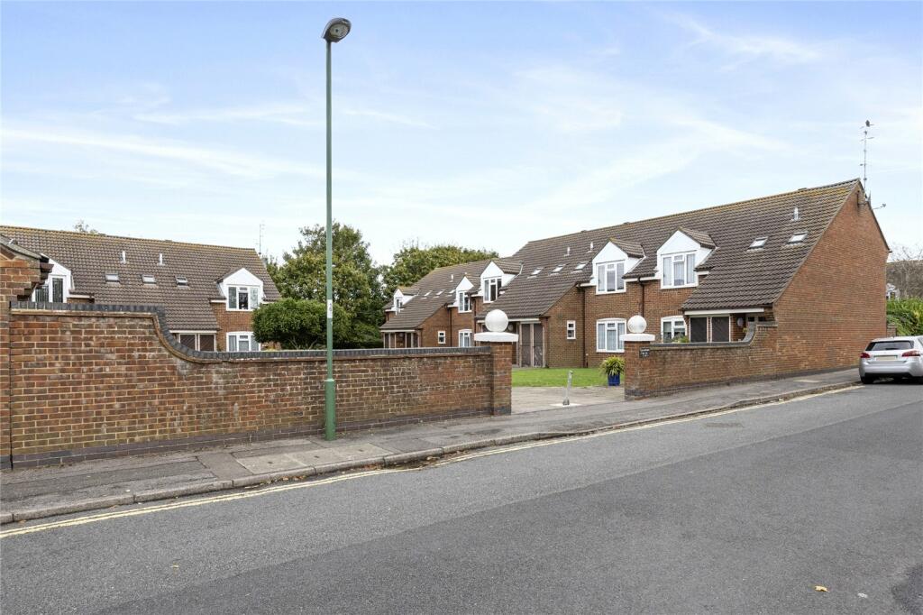 Additional image 10 of Courtfields, Elm Grove, Lancing, West Sussex, BN15