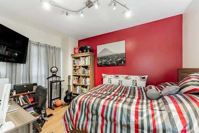 Additional image 11 of 11 Alma Ave