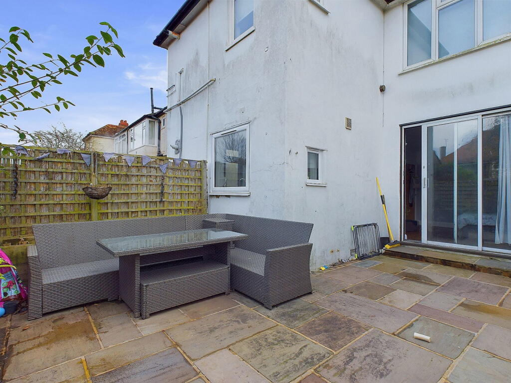 Additional image 14 of Aglaia Road, Worthing, BN11