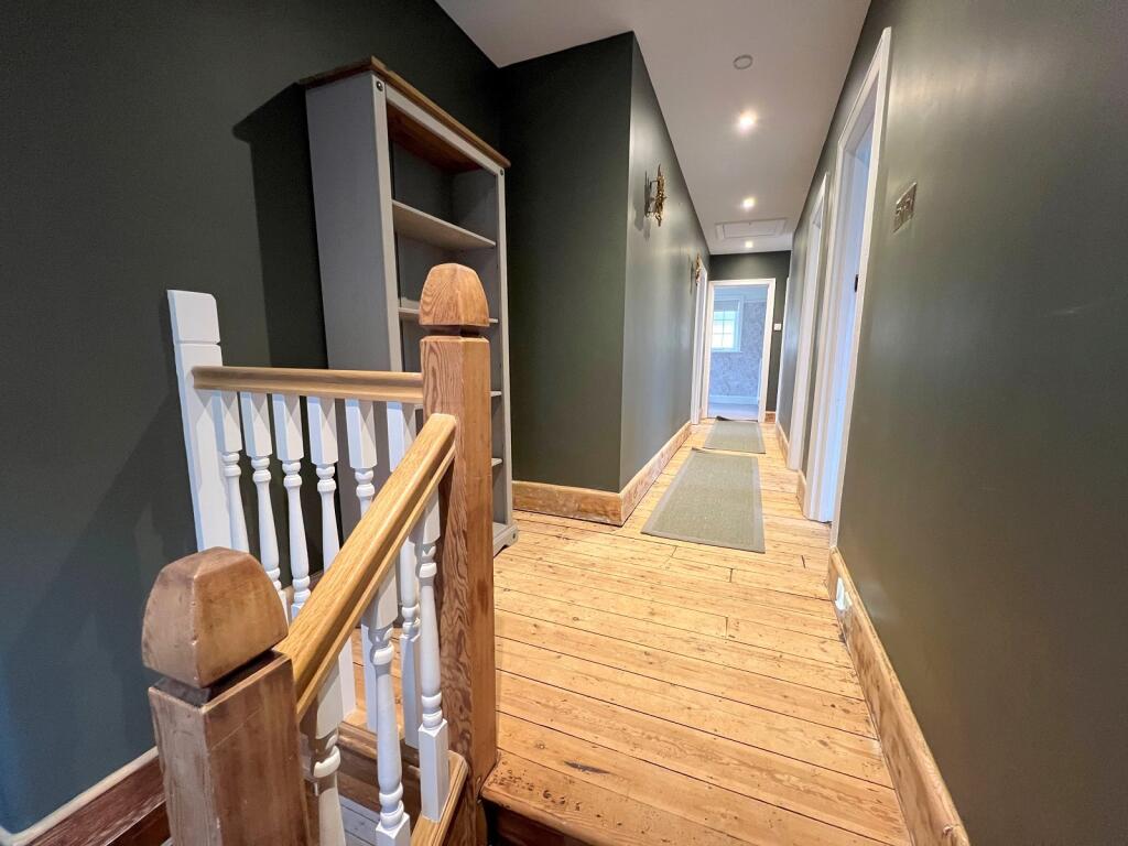 Additional image 9 of Barton Court Avenue, Barton On Sea, New Milton, Hampshire. BH25 7ES