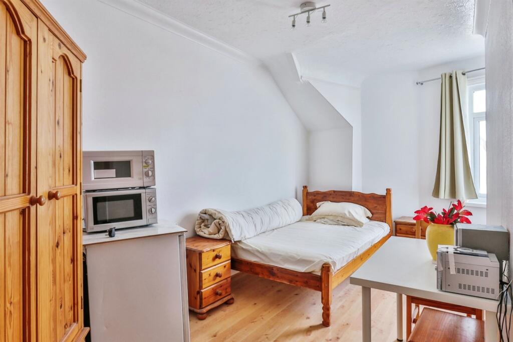 Additional image 8 of St Catherines Road, Bournemouth