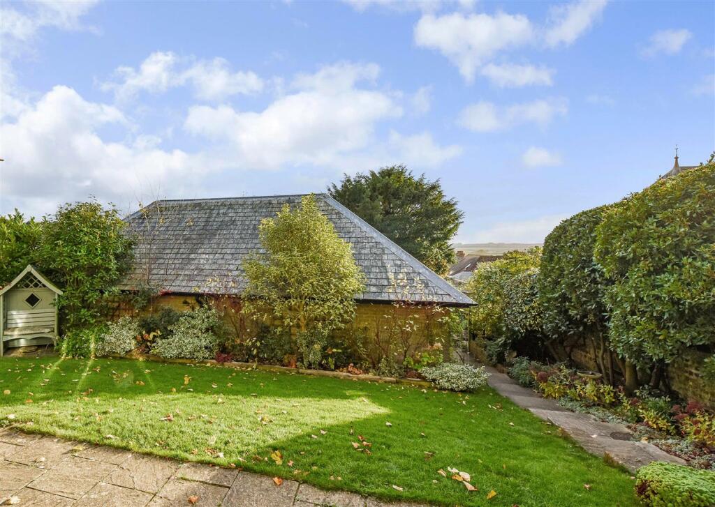 Additional image 20 of Tower House Gardens, Arundel