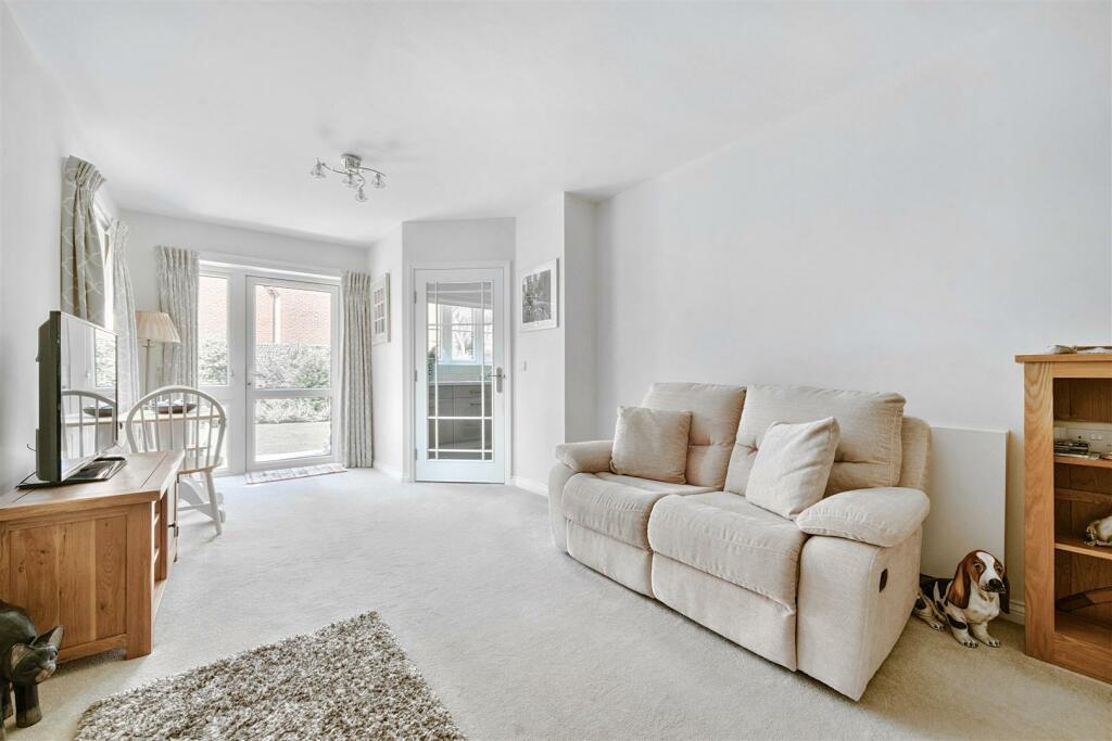 Additional image 4 of Hale Lodge, Littlehampton