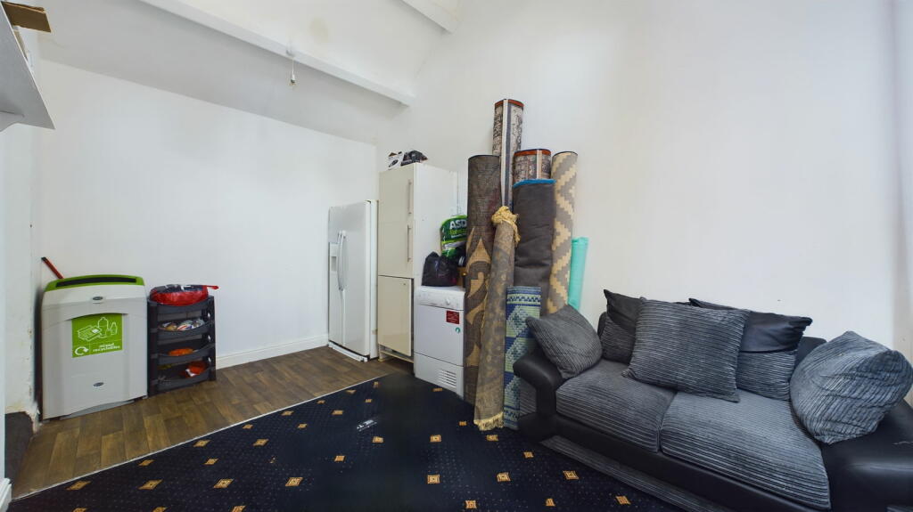 Additional image 15 of Clayton Lane, Clayton, Bradford, BD14 6PD