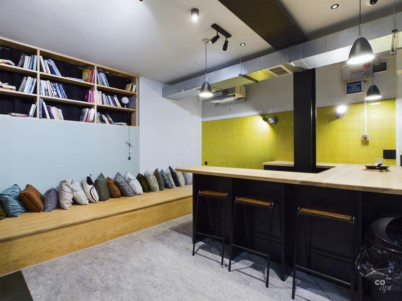 Additional image 10 of Ravilious House- Classic Studio