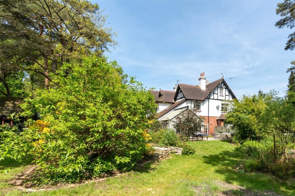 Additional image 25 of Smugglers Lane, Colehill, Wimborne, Dorset, BH21