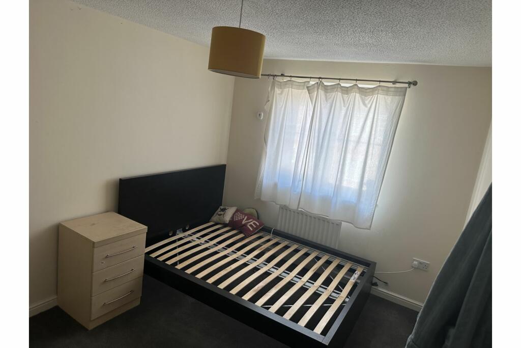 Additional image 10 of Holme Bank Close, Bradford, BD4