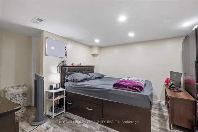 Additional image 26 of 69 Shady Pine Circ