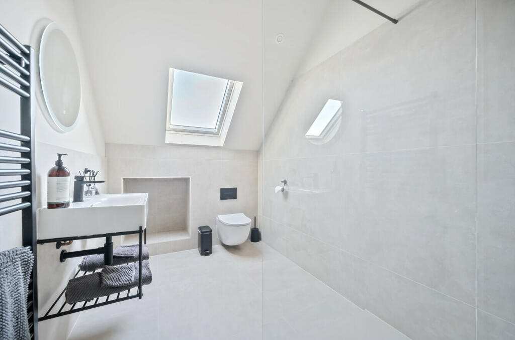 Additional image 24 of Hynesbury Road, Friars Cliff, Christchurch, BH23