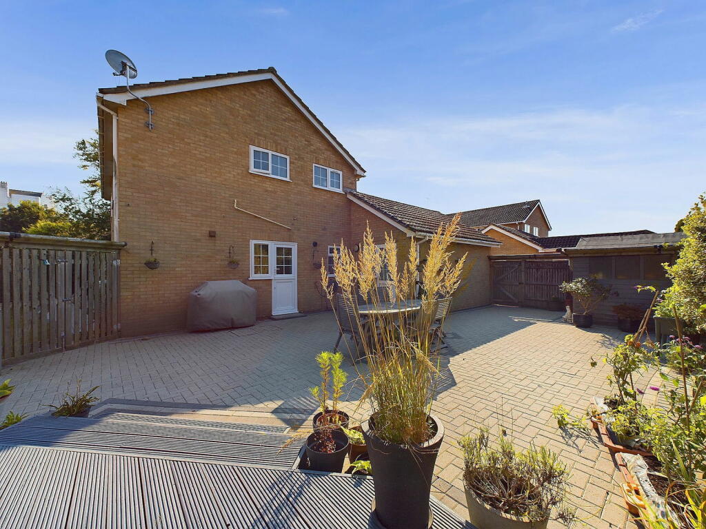 Additional image 27 of Albany Close, Worthing, BN11