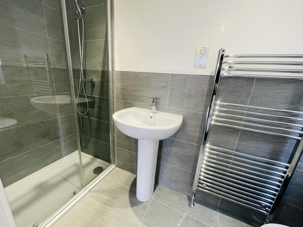 Additional image 8 of Saddle Close