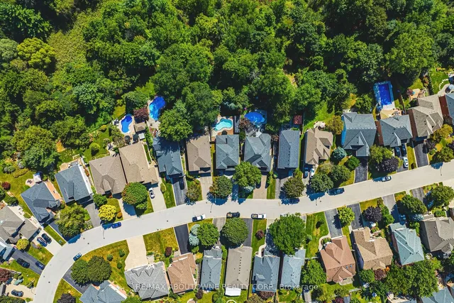 Additional image 34 of 94 Valmont St